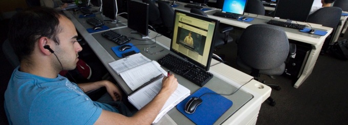Student working in a computer lab. 