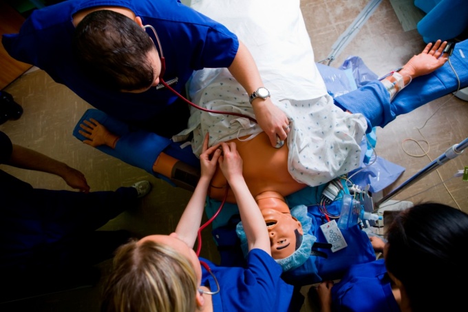 Emergency Medicine Residents in the Simulation Center.