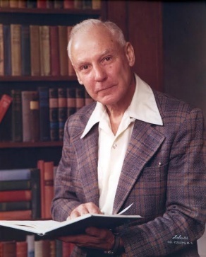 Douglas Riggs. 