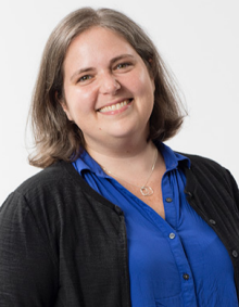 Eizabeth R. Kakura. 